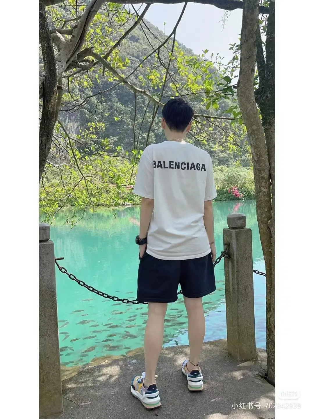 P80✨🔥 BALENCIAGA Paris front and rear silicone thick plate letter printed short-sleeved T-shirt. Custom-woven and dyed 280g combed cotton heavyweight fabric. Zero color difference in threads. Perfect details. Differentiate from the current version on the market. Welcome to compare. Same Style for men and women. Must-sell in the picture above. Color: White Black Size: 1 2 3 4